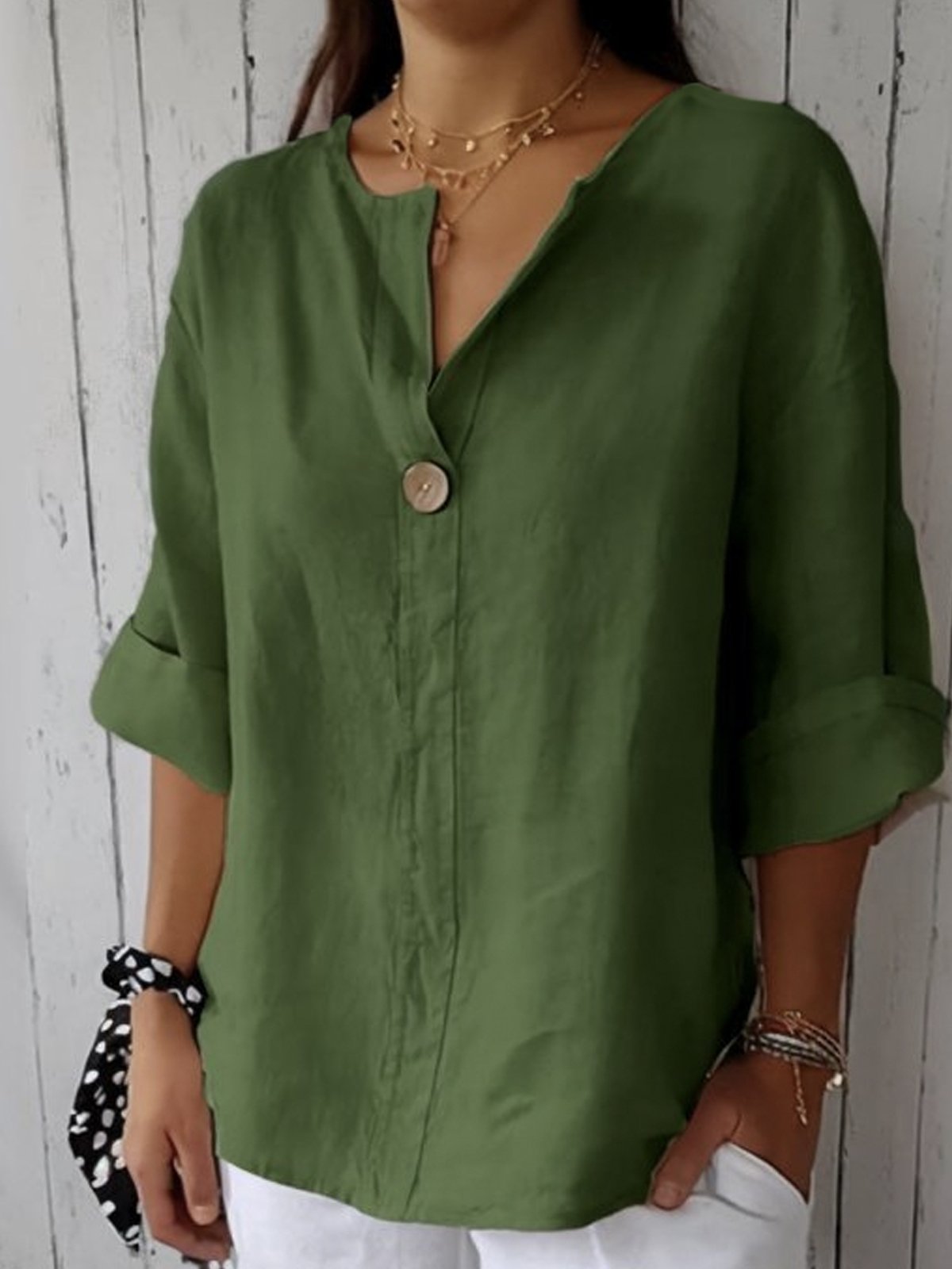 Jessa - Minimalistisk V-hals Bluse