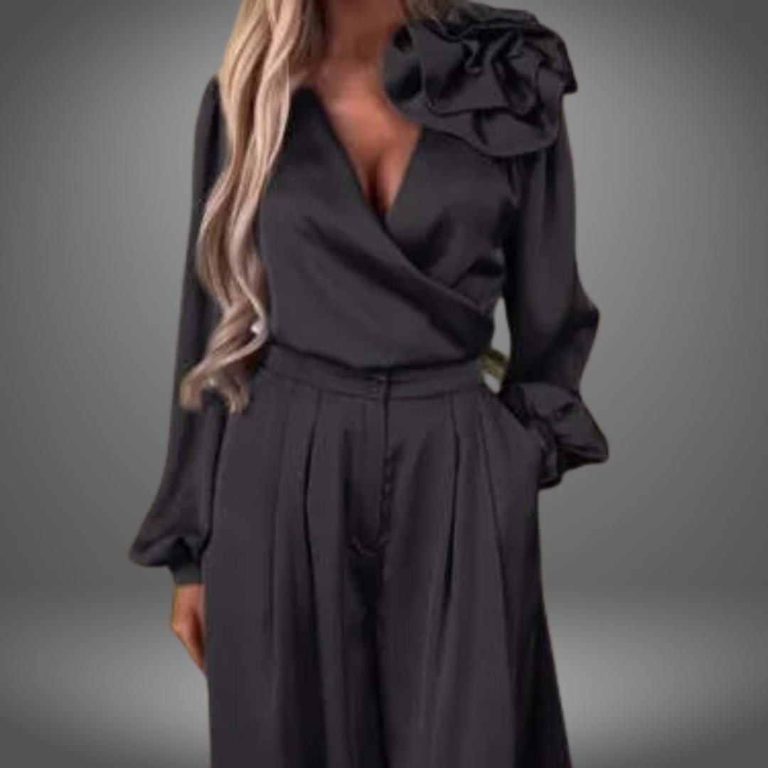 Lina - Elegant Satin Sæt