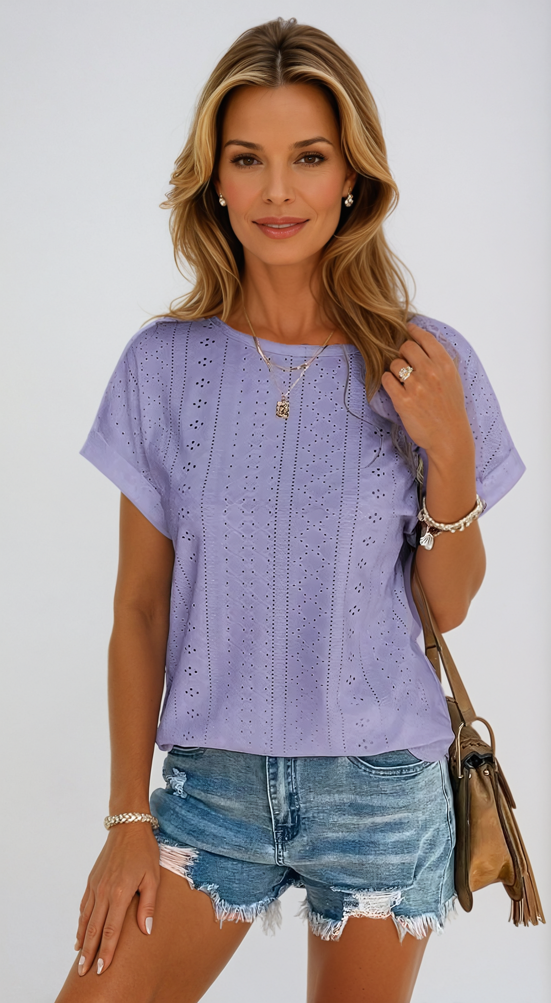 Riza - Elegant Broderi Top