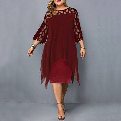 Tyra - Elegant Plus Size Midi Kjole