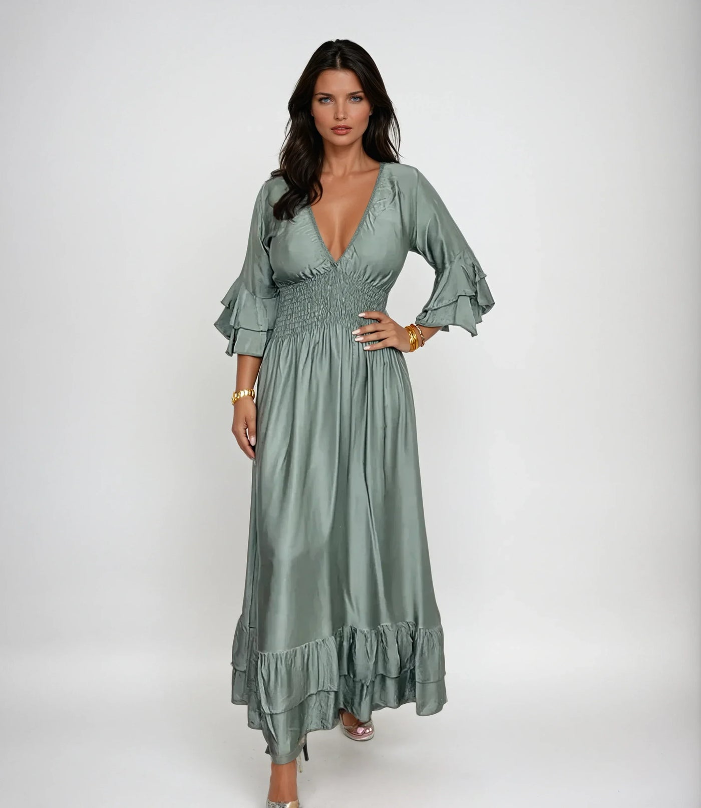 Doyin - Tidløs Elegant Kjole